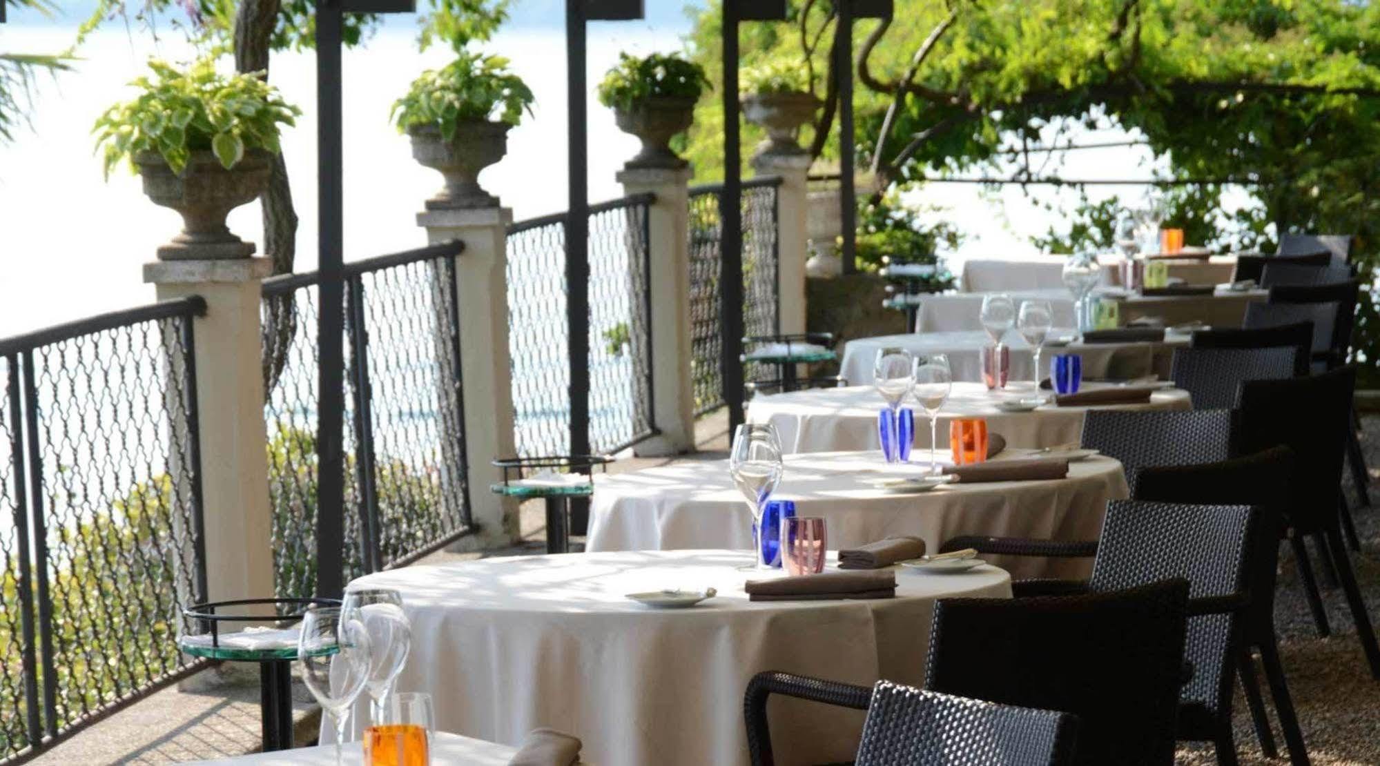 Il Sole Di Ranco Hotel Exterior photo